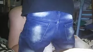 My slutty wife provokes me and I put my fingers in her