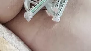 Putting Two Razors in Me