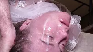 Amateur WIFE extreme Deepthroat Gagging