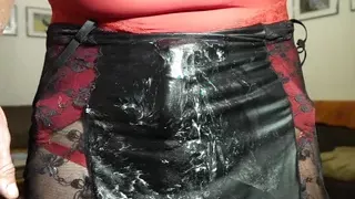 Monique cumshot on her latex skrit