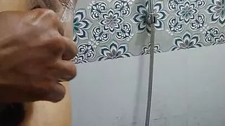 Susma aunty pussy shave and tack shower