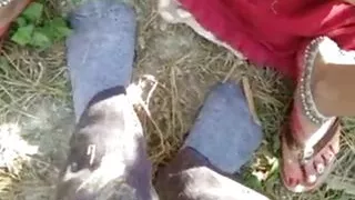 Bhabhi fucked outdoor