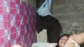 Naghihintay kalian mag fucking ang dalawa sa loob ng kwarto