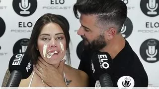 Sara Blonde Plays With The Cream And Swallow It