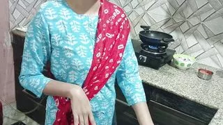 bhabhi ne devar ke saath kiye maze kitchen main jab hasband duty pe the in hindi voice