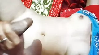 Hot Sexy Desi India Bhabhi Got Fucked by Her Boyfriend in Doggy Style.