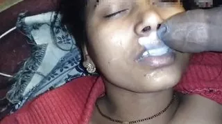 Bhabhi ne mera land jor jor se chusa aur paani nikal kar pi gayi