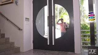 Vollbusige Nachbarin hart rangenommen