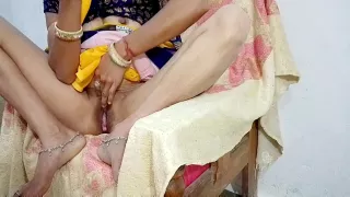 Payal Bhabhi Ki Romantic Chudai Devar Ne Bhabhi Ko Sofa Set Par Baitha Kar Chod Diya Bhabhi Ne Bhi Devar Ke Khub Maje Liye With Devar Bhabhi