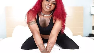 BLACK-TGIRLS: Chole Creamz Is Looking For Fun