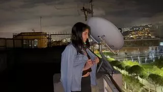 I met her in the park and fucked her on the stairs of the building