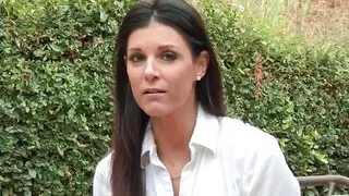 Anal gaping mature dyke with speculum asstoyed outdoor