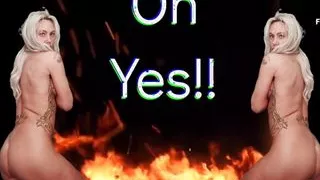 Hottie snaps at home