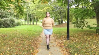 Gwen, 28, confectionery saleswoman in Culoz (01)!