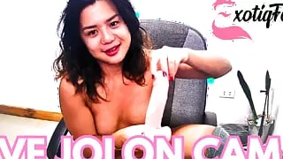Easy to Follow and Fun JOI Instructions from a Cute Bubbly Asian Girl. I'll Help You Make It To the End of the Game!