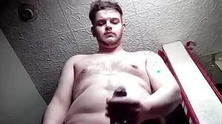 Sissyslutben hard ballbusting