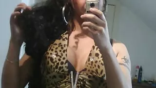 Nikkimontero - London tgirl mirror fun with a good lipstick