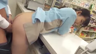 06293,Beautiful woman's lewd appearance