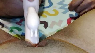 I masturbate my stepmother with her vibrator