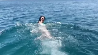 The stepmother went to the sea on vacation