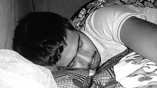 Aadhi raat ko mera lund khada ho gaya fir maine usko sant kiya