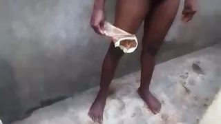 For Unpaid Rent, It Kisses It by Its Owner of the Apartment