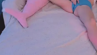 Goddess Teasing Barefoot Legs And Worship Ass