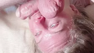 Amateur Wife Don't like Blowjob but Husband Just Fucks Mouth