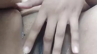 Hot Indian girl wet pussy fingering