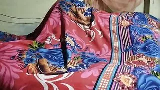 Bangali bhabhi purani love buy room ku bulaya