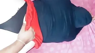 My neighbor asks me yo visit her