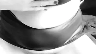 POV amateur Munichgold mastrobates for you and shows you her huge pussy with long labia