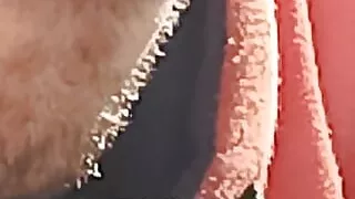 England ki ek ladke ne Apne munh Ko land ko lekar massage Kiya