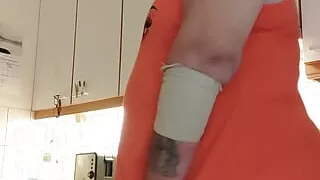 Gangstazz strips In the kitchen