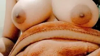 A Young Indian Village aunty Showing her natural Big Boobs (TITS) on webcam Homemade Video