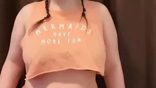 Thick 18 yo amateur wants your cum