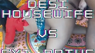 Indian Desi Housewife and Texi driver Ki secret relationship