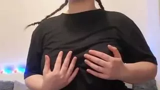 Big ass 18 yo girl wants to play