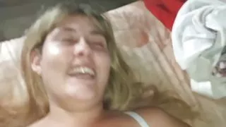 I spread my wife's legs and fuck her very rich and hard, look at her slutty face and dance her tits and belly