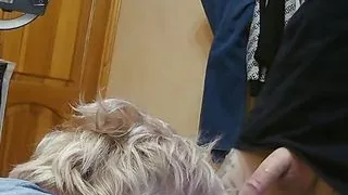 Stepmom ignores my cock and I cum on her hair