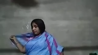 Indian hot house wife clothing show