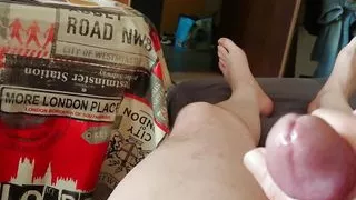 Just a quick cum shot before work.