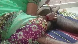 Anuty ko sarre main chod diya hard fuck with Indian anuty