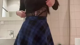 Horny MILF Satisfies Herself