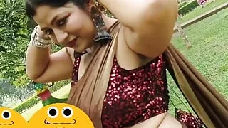 ????my Neighbour's Wife Seducing Me With Her Big Boobs And Deep Navel Hot Low Hip Saree