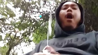 When a handsome provincial masturbates, a lot of semen comes out