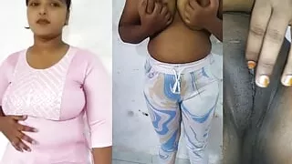 Indian Girl Sofia Ne Apni Choot Me Ungli Daal Kar Liya Chudai Ka Maza