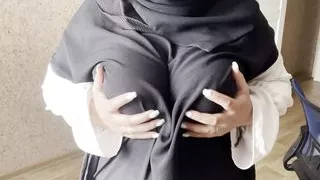 Muslim teen with big tits masturbates in hijab
