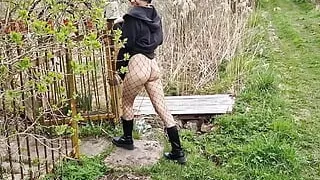 The Guy Picked up a Whore and Fucked Her in an Abandoned House