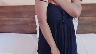 Indian Sexy Hot girl masterbating and enjoying first time in oyo